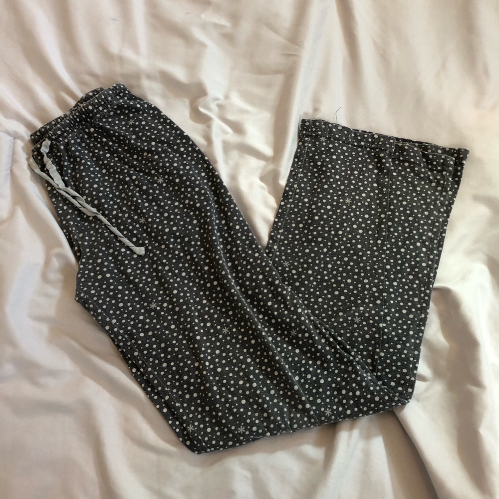 3/$10 snowflake and polka dots size Small